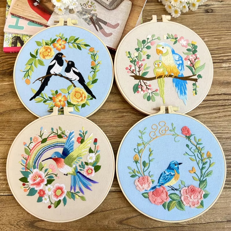 

4pcs/set Birds Flowers Embroidery Kit For Adults Beginners Cross Stitch Kits With Birds Pattern Embroidery Cloth