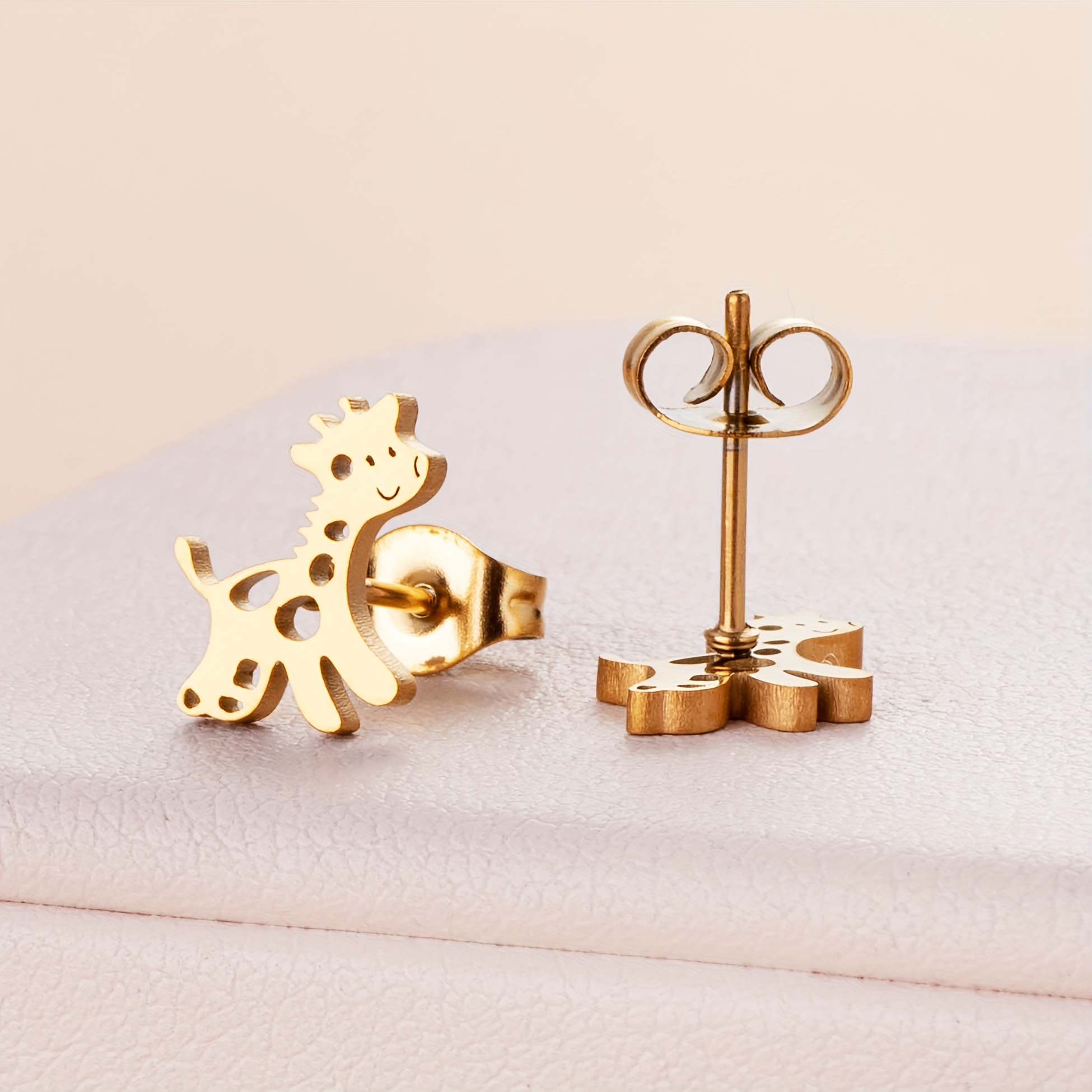 1 Pair (2pcs Set / 3 Pairs 6pcs Set) Hypoallergenic Stainless -shaped Casual Attire Women's Stud Earrings