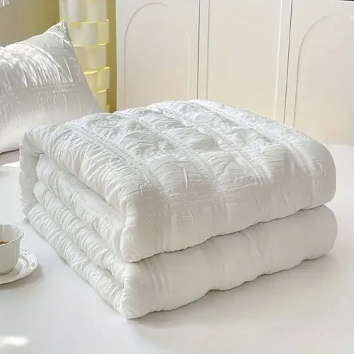 lightweight summer quilt breathable seersucker soft comfortable bedding for bedroom decor