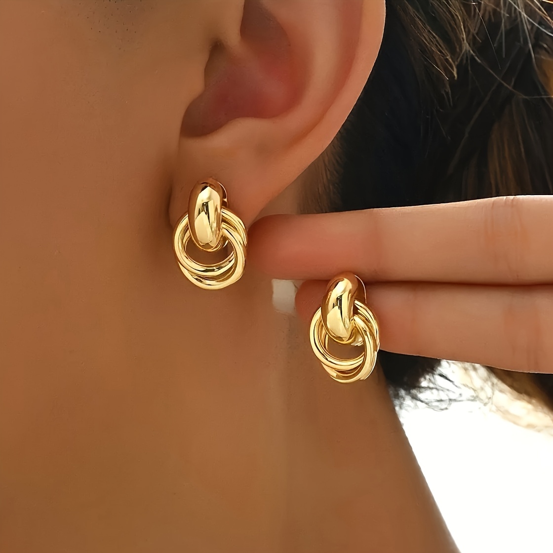 A Pair Of Niche Design Double-layer Circular Earrings For Women, Easy And Fashionable Geometric Circle Ear Studs