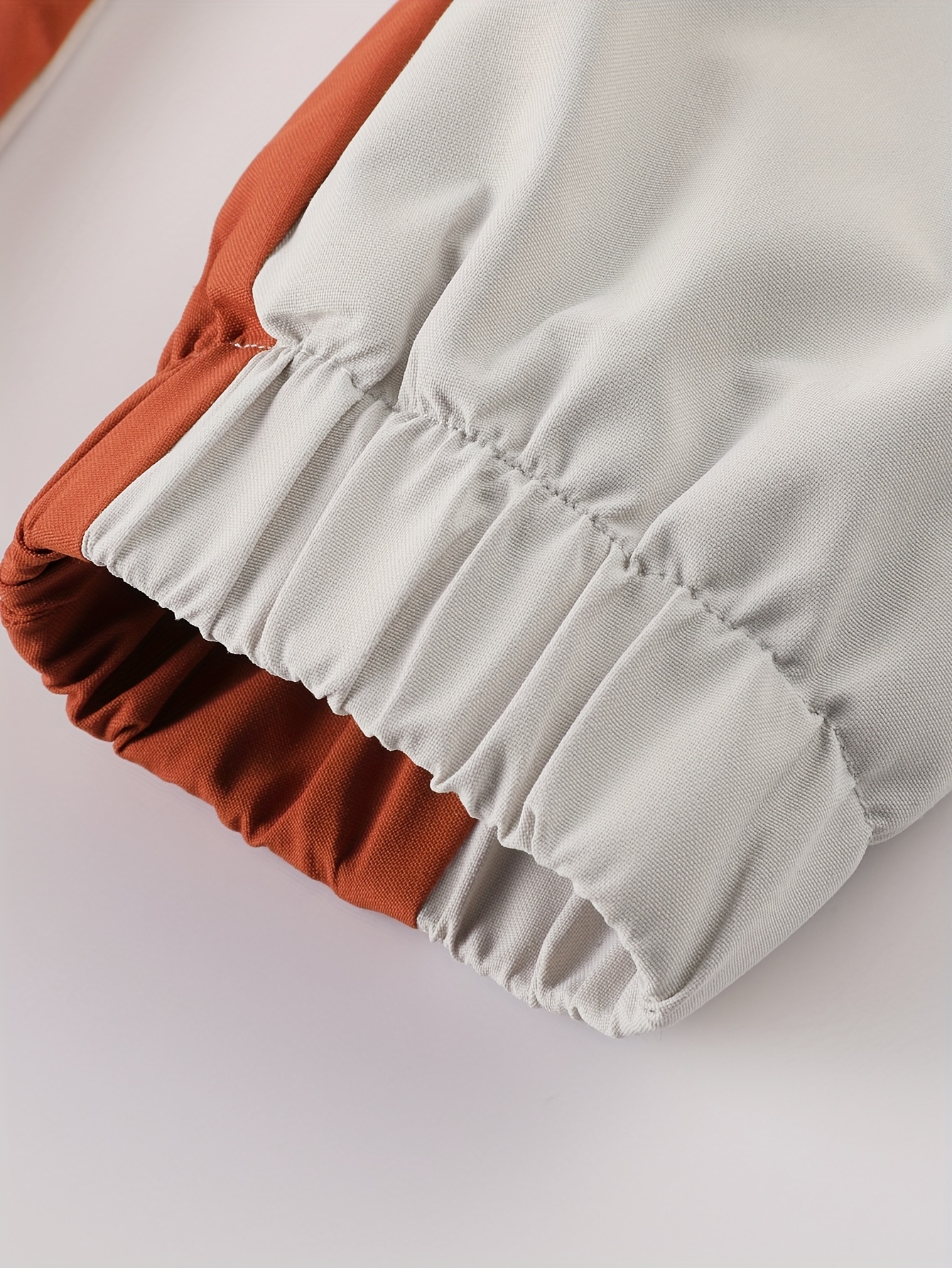 Chaqueta ligera para hombre con capucha desmontable - Elegante chaqueta casual negra para exteriores, cierre de cremallera, manga larga, forro de poliéster, varios bolsillos, moda de primavera, chaqueta