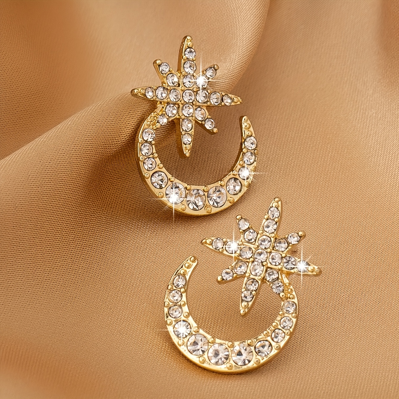 Image of 1 Pair 2025 Trendy Fashion Individual All-match Sparkling Stud Earrings For Women
