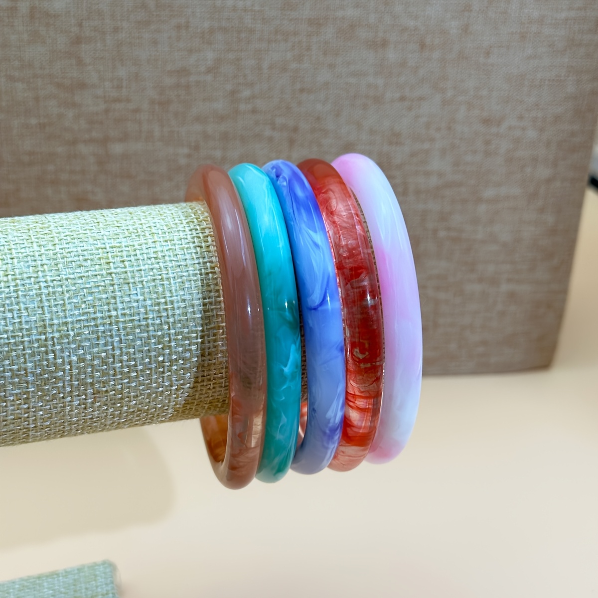 5pcs Gradient-Colored Resin Bangle Set, Stylish Gift
