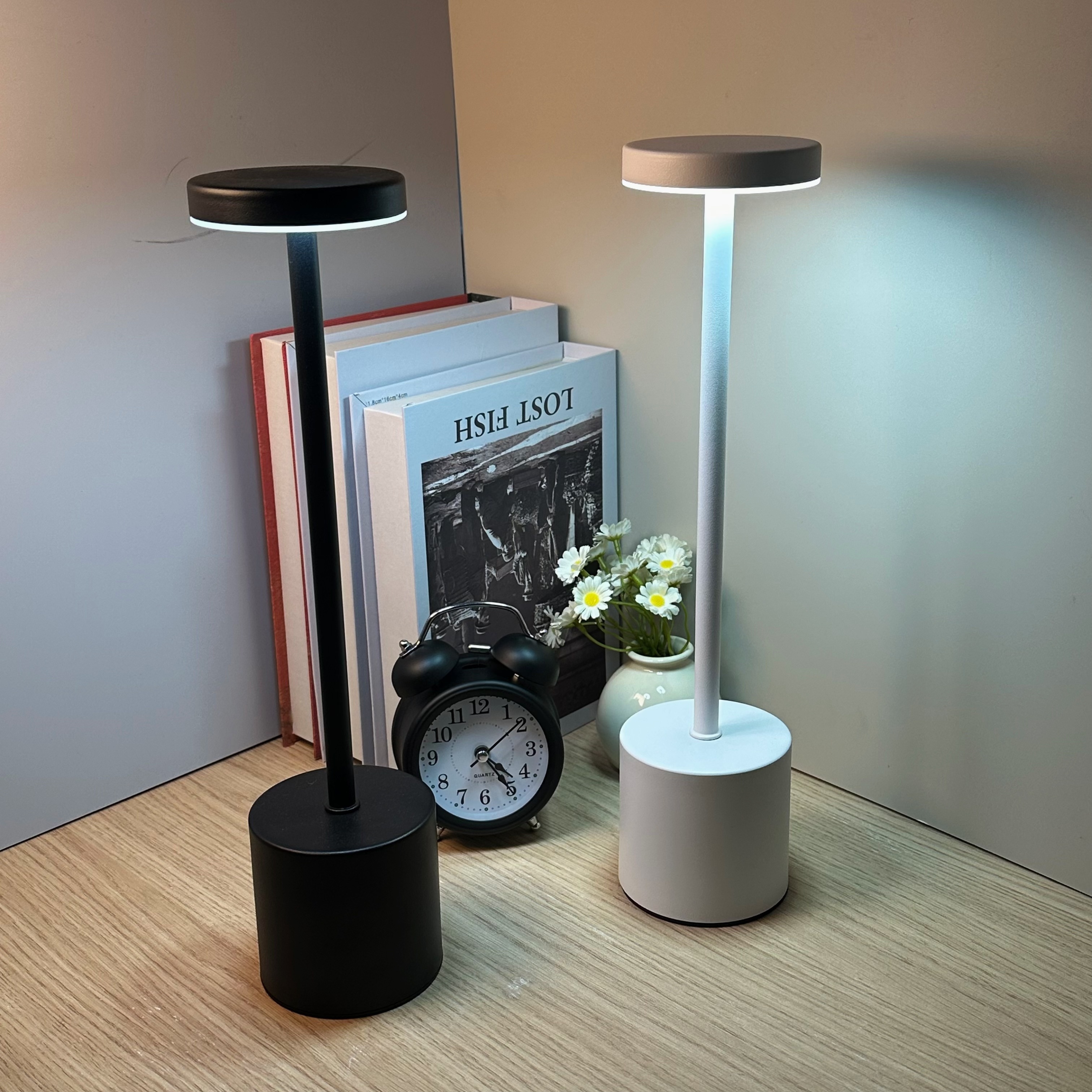 de secretária LED com controlo  ,   de lítio recarregável por USB  -C de 3000mAh,   de   sem   por  com 3   de cor e   ajustável, iluminação         de  ,  , bar,   de   3
