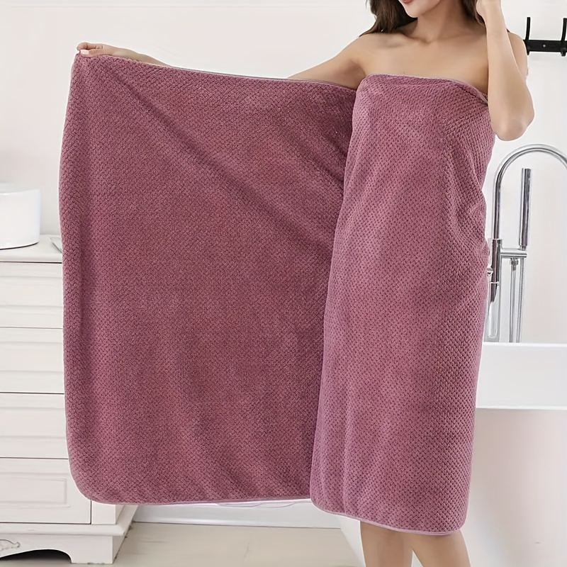 

1pc Oversized Super Soft Bath Towel, Absorbent Quick-drying Women's Shower Towel, Cute Comfortable Household Towel, Bathroom Supplies, Home Supplies, 35.43*70.87inch