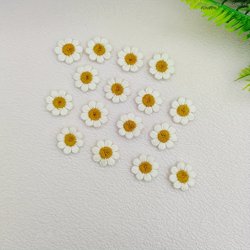 E-shop 16 Stück Stoffpatches, Schöne Gänseblümchen-Blumenstickerei-Patches, Dekorative Patches für Blumenliebhaber, Bestickte Applikationspatches für