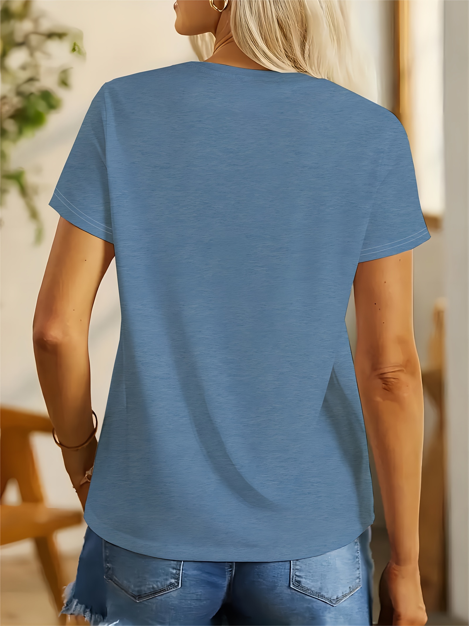 Women's Casual Elegant Panda Print Crew Neck T-Shirt - Short Sleeve Bamboo Graphic Tee, Soft Breathable Fabric, Machine Washable, Spring Summer Top, Panda Gifts, Casual Attire Shirt, Durable Print Shirt