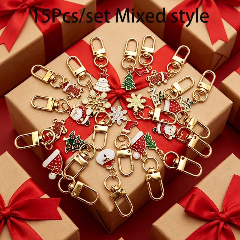 TEMU Ensemble aléatoire de 15 porte-clés de Noël, , avec pendentif de neige de Père Noël, , ornement, breloque pour sac à dos de couple étudiant