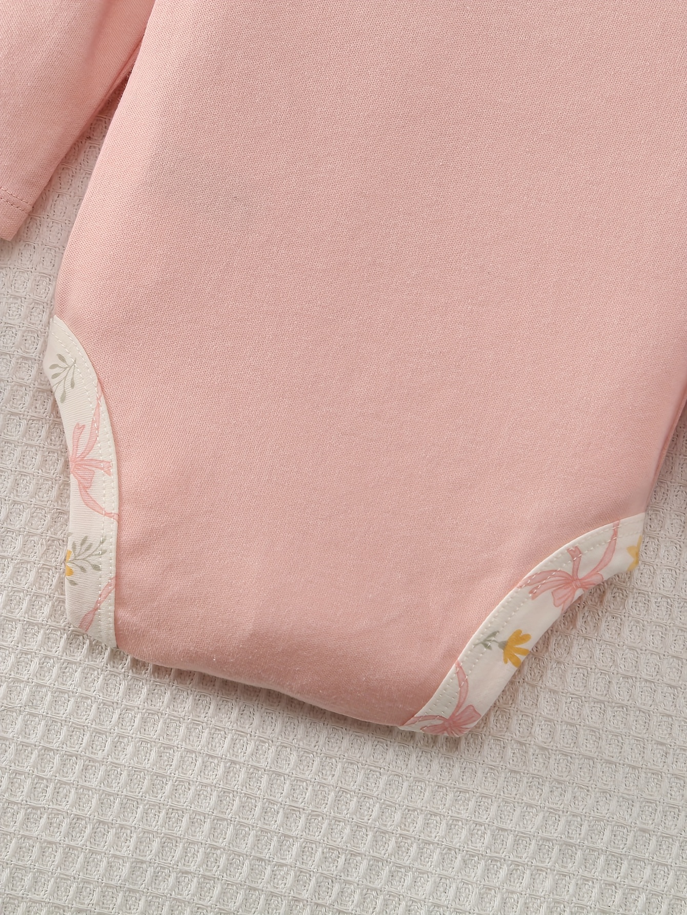 3pcs Girls' Long Sleeve Cartoon Bear Bodysuits Set