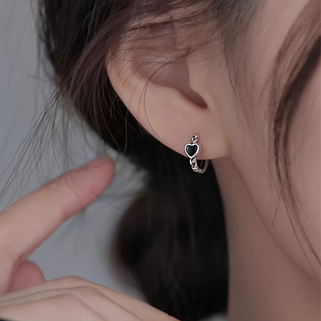 Women's Heart-Shaped Ear Clips — Easy Hoop Earrings