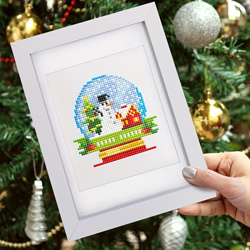 

12 Pieces, Christmas Mini Diamond Paintings, 5.9 X 7 Inches, Frameless Creative Simple Pattern Diamond Paintings, Tabletop Accessories