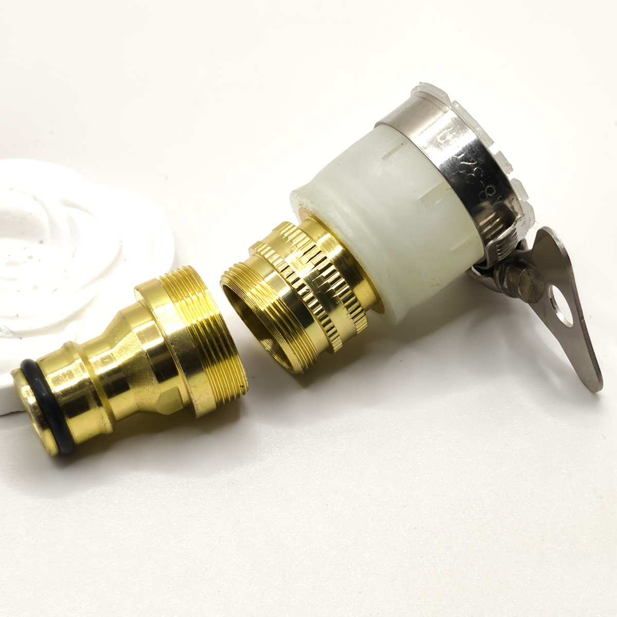Image of 1pc Home Hardware Faucet Accessory, Garden 15-23mm Hose Faucet Universal Adapter, Faucet Connector, Garden Water Hose Interface, Garden Irrigation Tubing Tool Additions, No Power Required