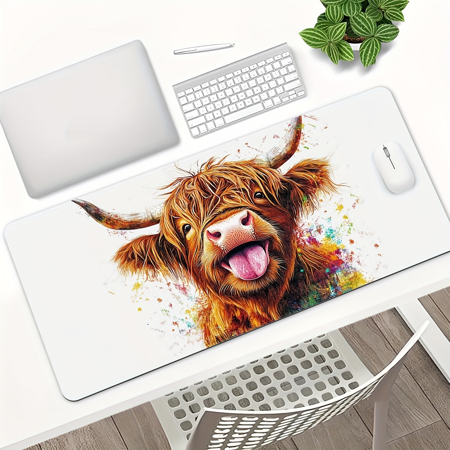 

Highland Cow Art Design Mouse Pad, 1pc Extended Non-slip Rubber Mat For Gaming, Office, Home - Durable, Ergonomic Keyboard Pad With Anti-slip Base - Ideal For Decoration, Writing, And Work.