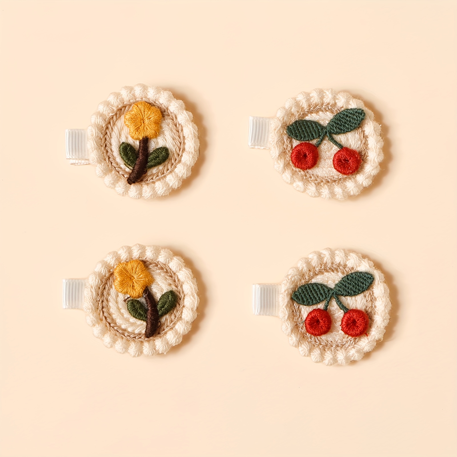 E-shop 4er-Pack Kleine Blumen Kirsch Runde Haarspange Süße Retro Wunderschöne Gestrickte Knopf Haarspange 'Fashion Frühlingsausflug Party Tägliche