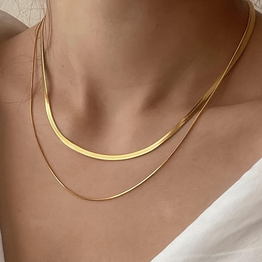 

Elegant 2-piece Set Short Flat Snake Chain Choker Necklaces, Minimalist Trendy Style Layering Necklace Set, Clavicle Lengthen Golden And Silvery Color