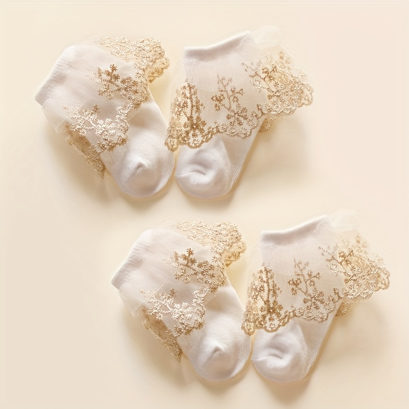 E-shop 2 Paar Baby-Mädchensocken mit goldener Spitze & Rüschenkanten – Weiche kurze Prinzessinnensocken für Tanz, Freizeitkleidung, Ballett – Weiße