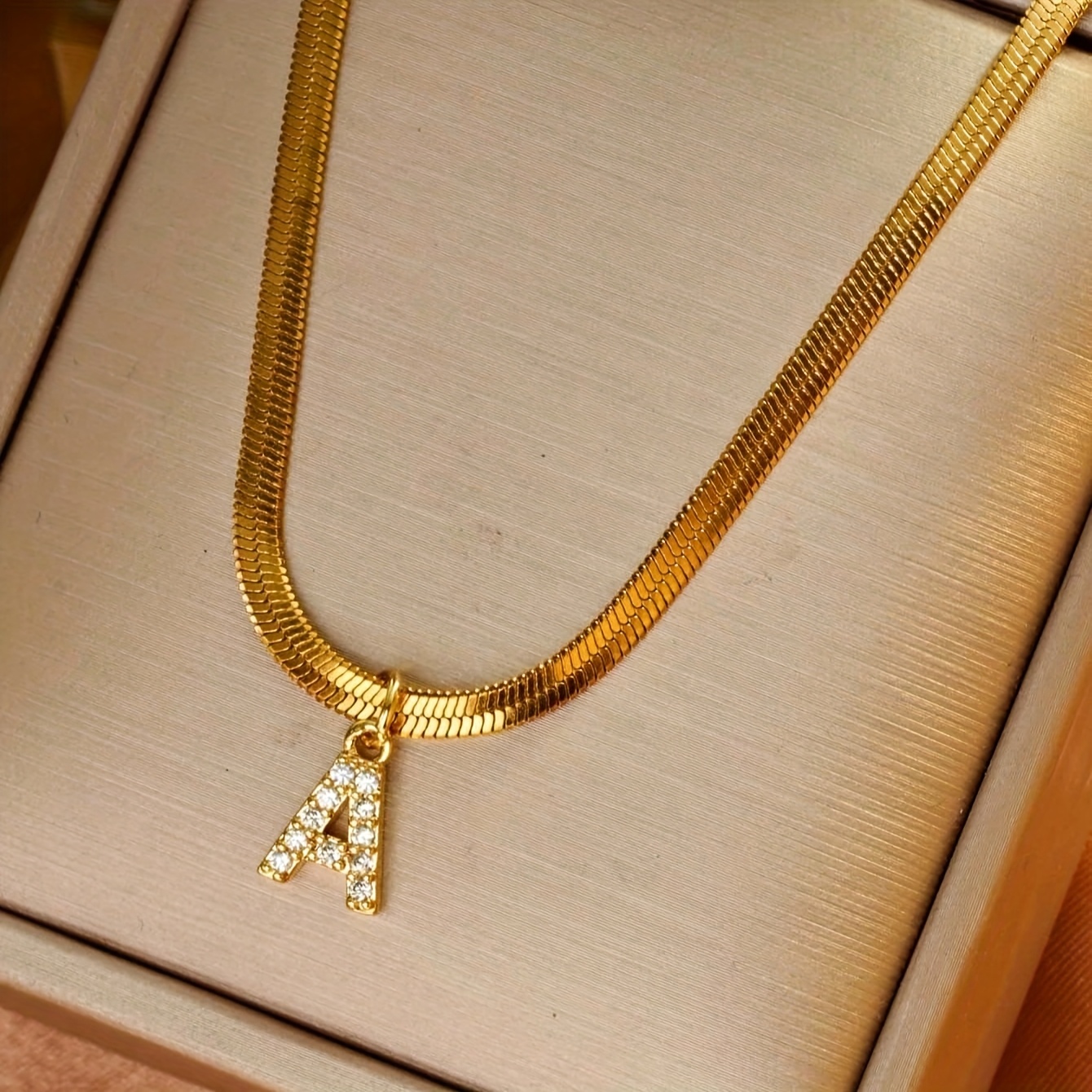TEMU 1pc Collar Mini de 26 Micro-Inlayado con , Cadena de Serpiente de Acero Inoxidable Versátil y Bohemio, Collar Dorado de Moda. Adecuado para el