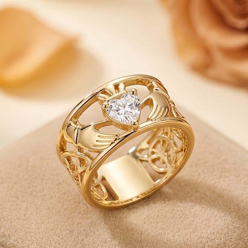 Women's Retro Claddagh Heart Crown Wide Band Ring