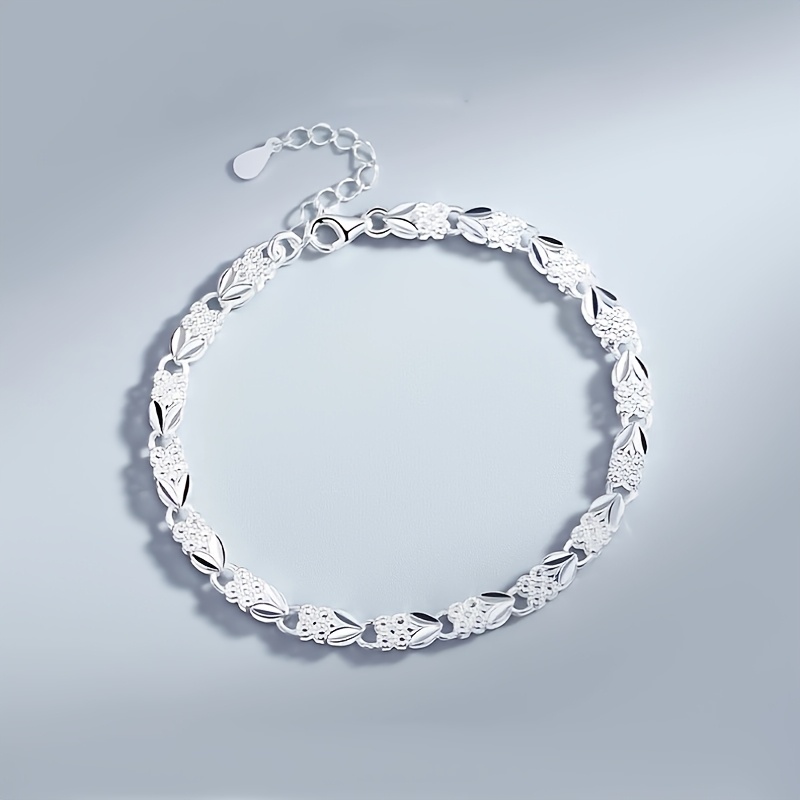 TEMU S925 Silvery Plated Carved Bracelet, Individual Fashion Bracelet, Versatile Ancient Style Gift For Girlfriend And Best Friend