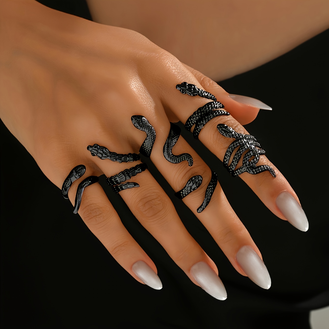 Image of 6pcs New Halloween Gothic Style Women's Fashion Stackable Ring Set Vintage Dark Hip-hop Ethnic Creative Snake Adjustable Party Banquet Prom Versatile Jewelry
