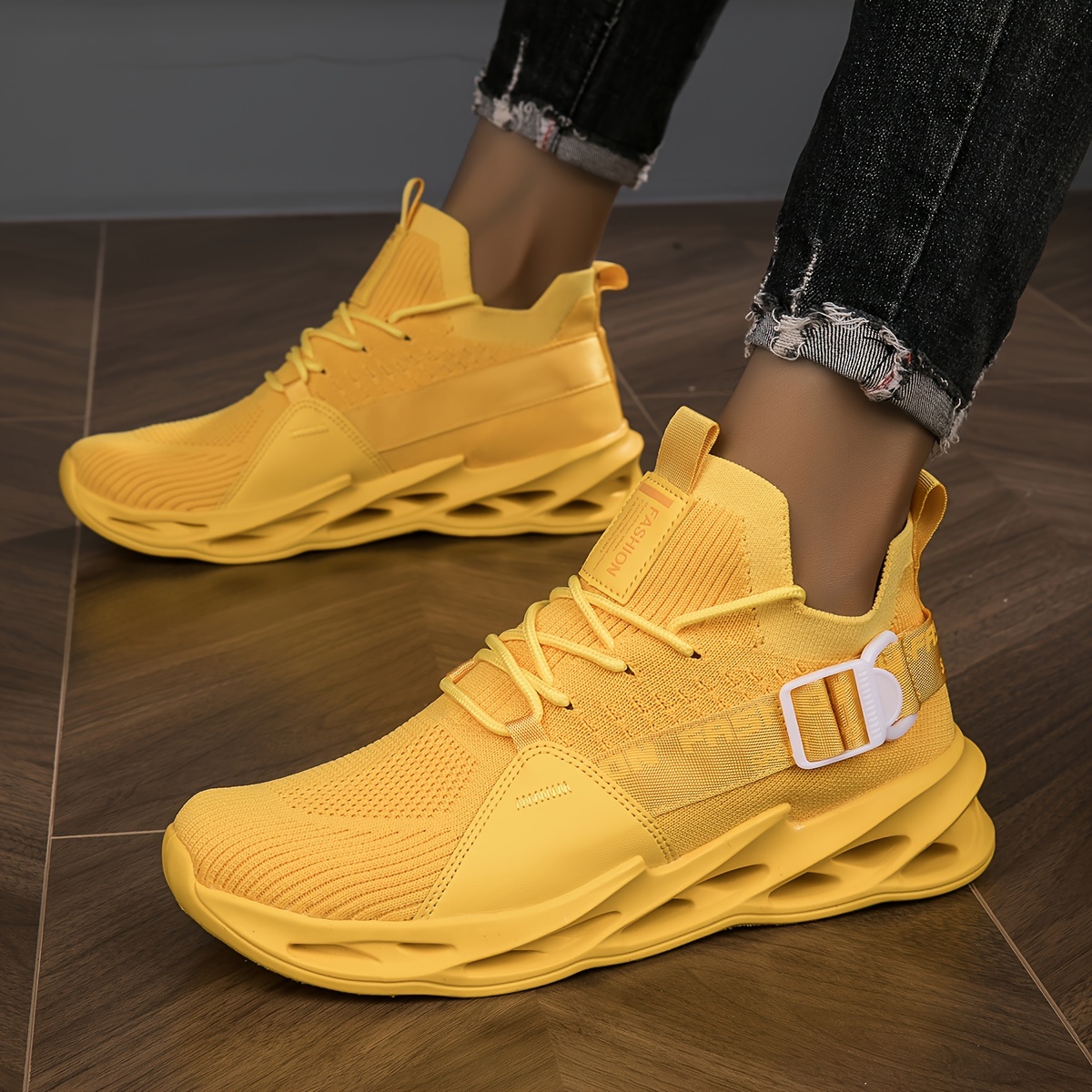 洋書 A Casual Look Get the look: Luxe Casual