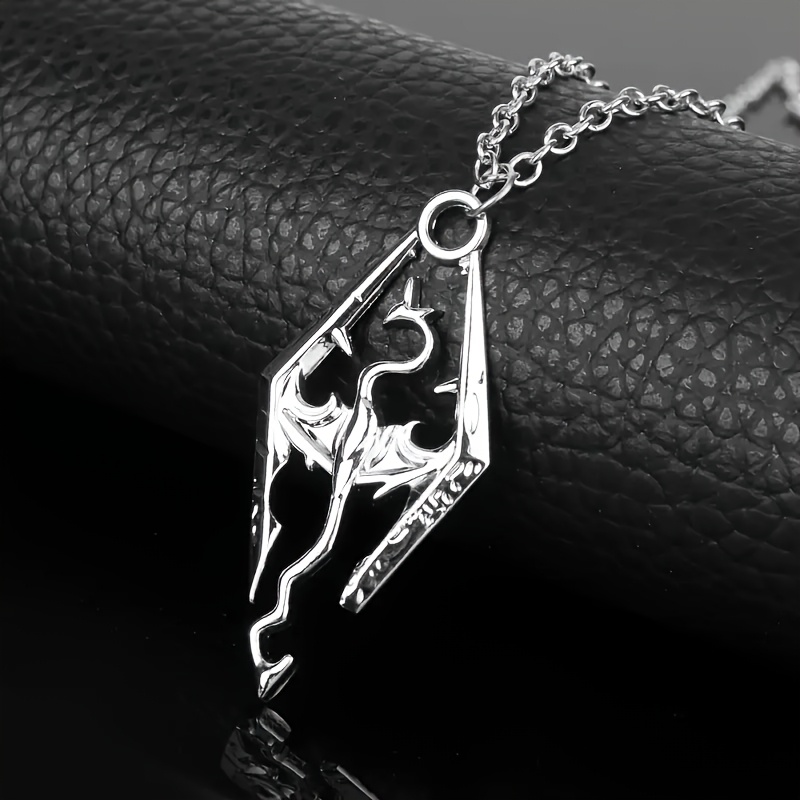 Fashionable New Ancient Scroll And Pendant Easy Necklace Jewelry, Geometric Pendant Necklace For Men' Party Additions