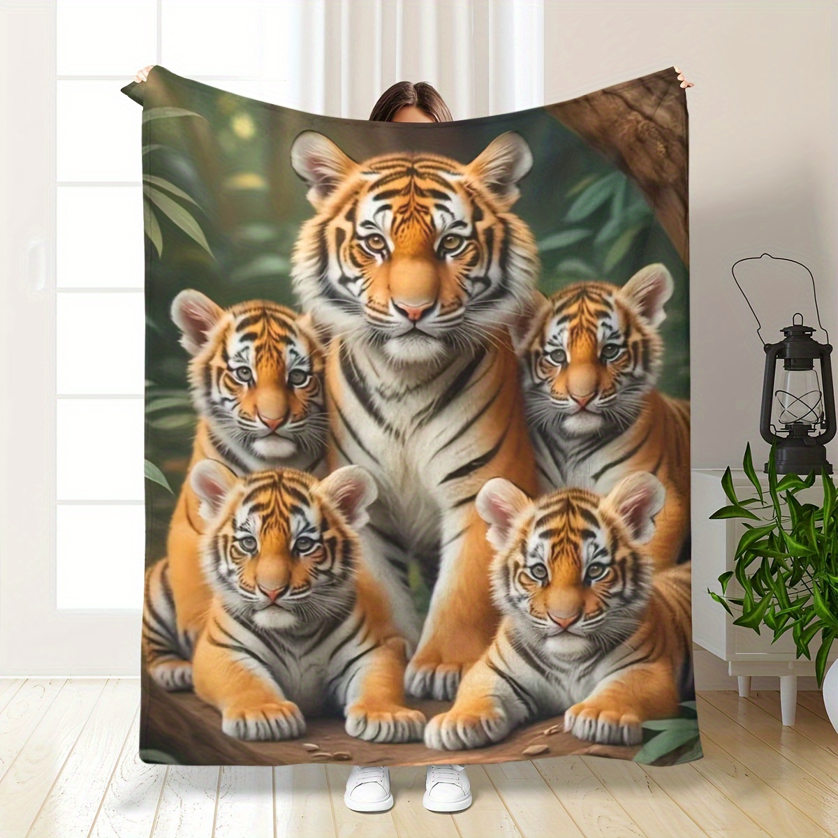 

Tiger Print Flannel Fleece Blanket, Contemporary Style, , Machine Washable, Colors, Anti-allergenic, Multi-, , Polyester Cover, Knitted Fabric, 200-250g Square Kilogram