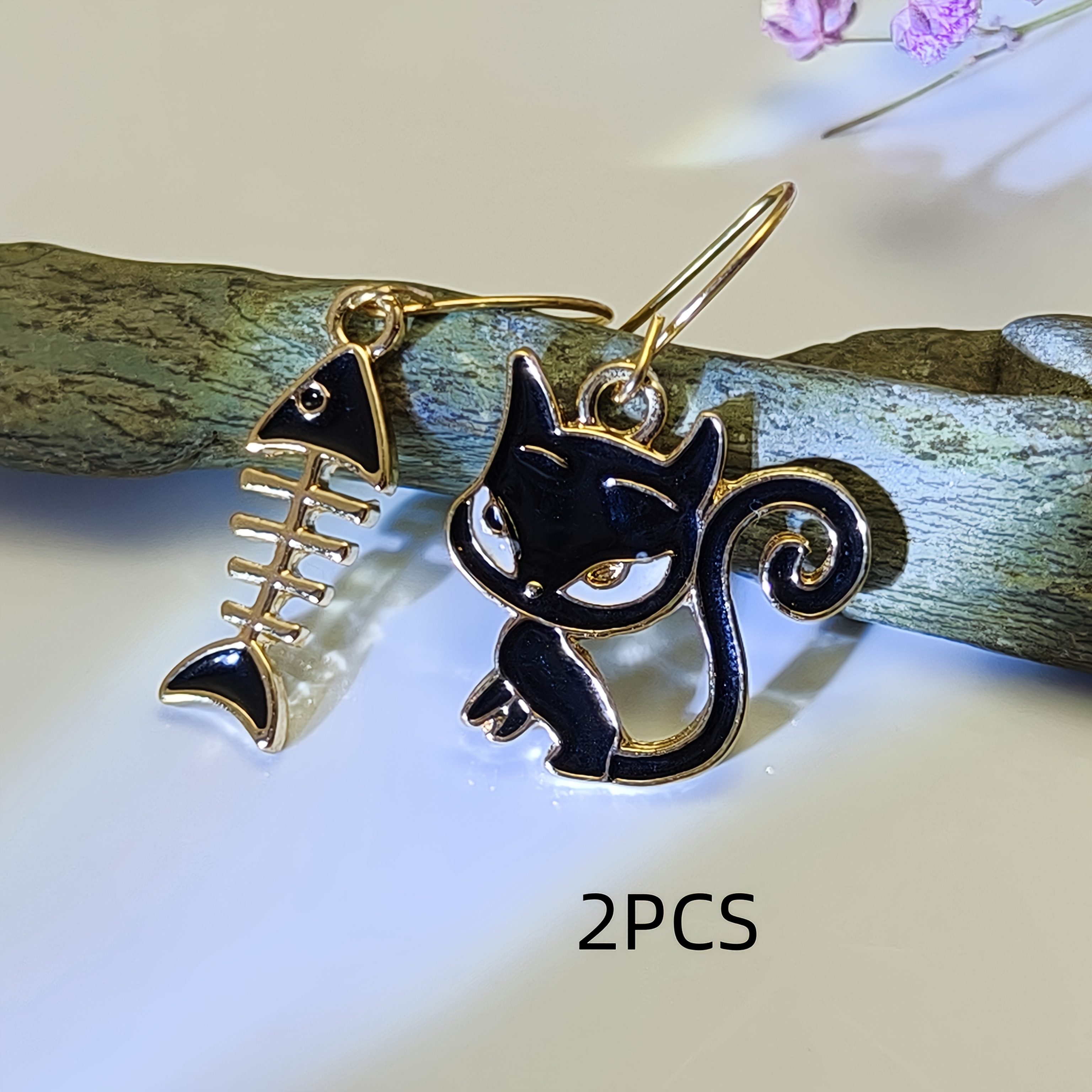 Asymmetrical Drop Catfish Ear Clip Earrings — Unique Style