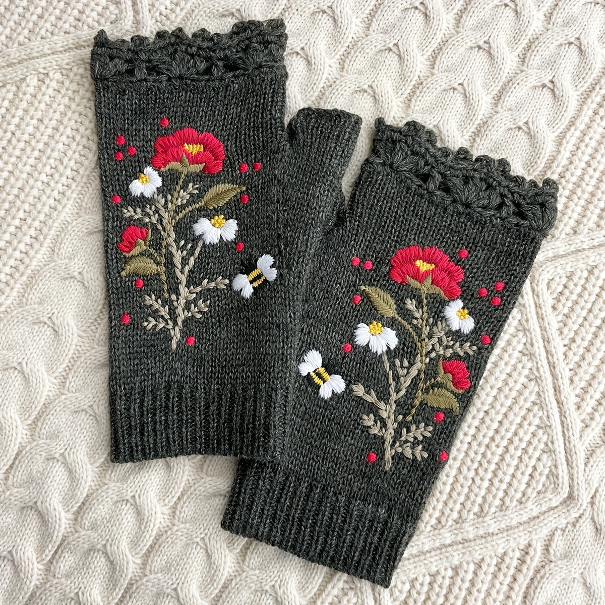 Image of A Pair Of Women's Autumn/winter Warm And Cold-resistant Solid Color Embroidered Flower And Bee Half-finger Gloves, Vintage Style Gloves