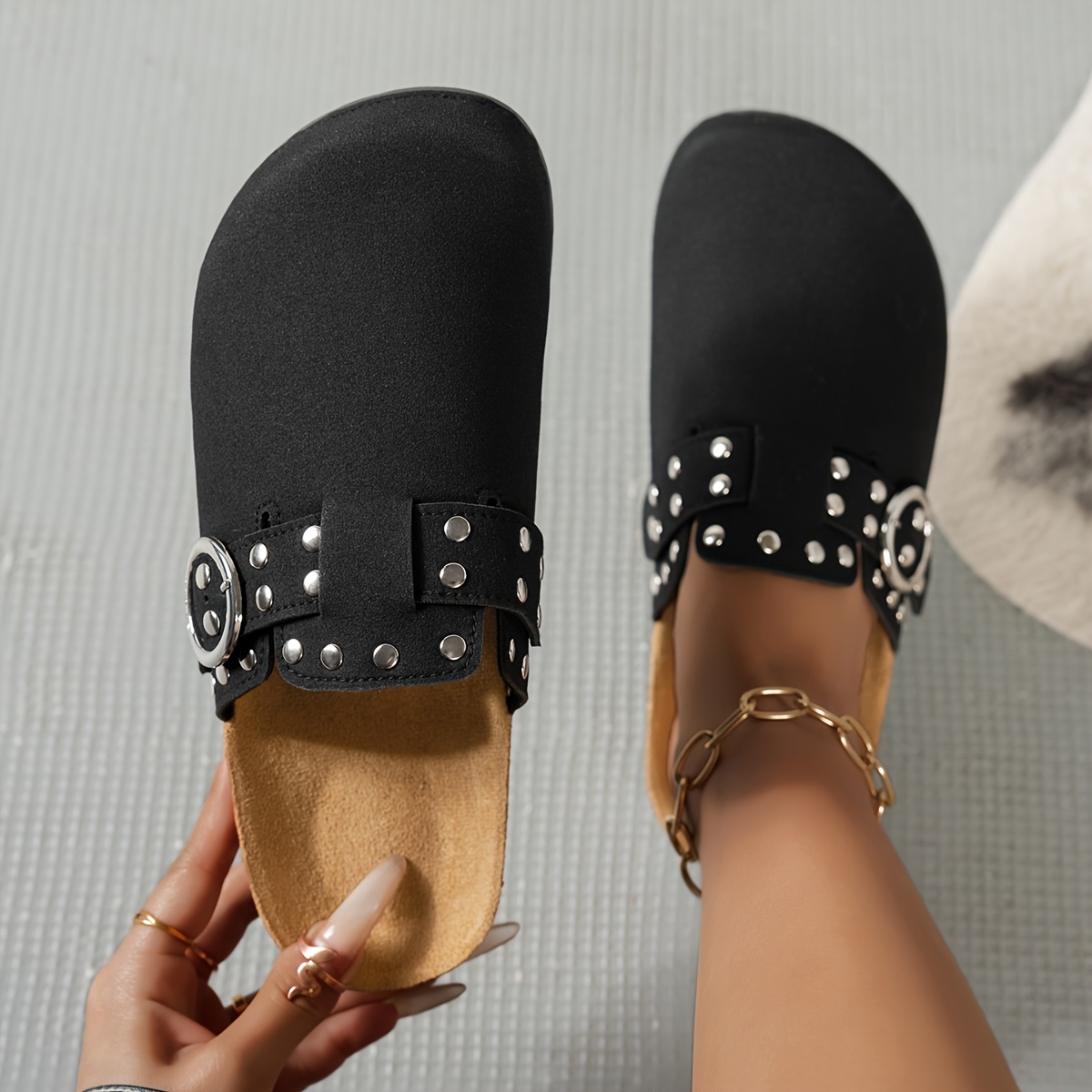 Image of Fashionable And Comfortable Black Flat Women's Slippers With Adjustable , Slip-on For Indoor/outdoor Use, Summer Casual Women's Shoes, Women Shoes Elegant Women Shoes Shoes