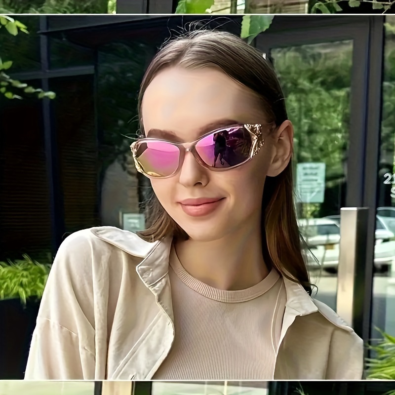 

Lunettes de soleil tendance pour femmes ornées de papillons Y2K, protection solaire enveloppante rétro pour la conduite et les fêtes sur la plage