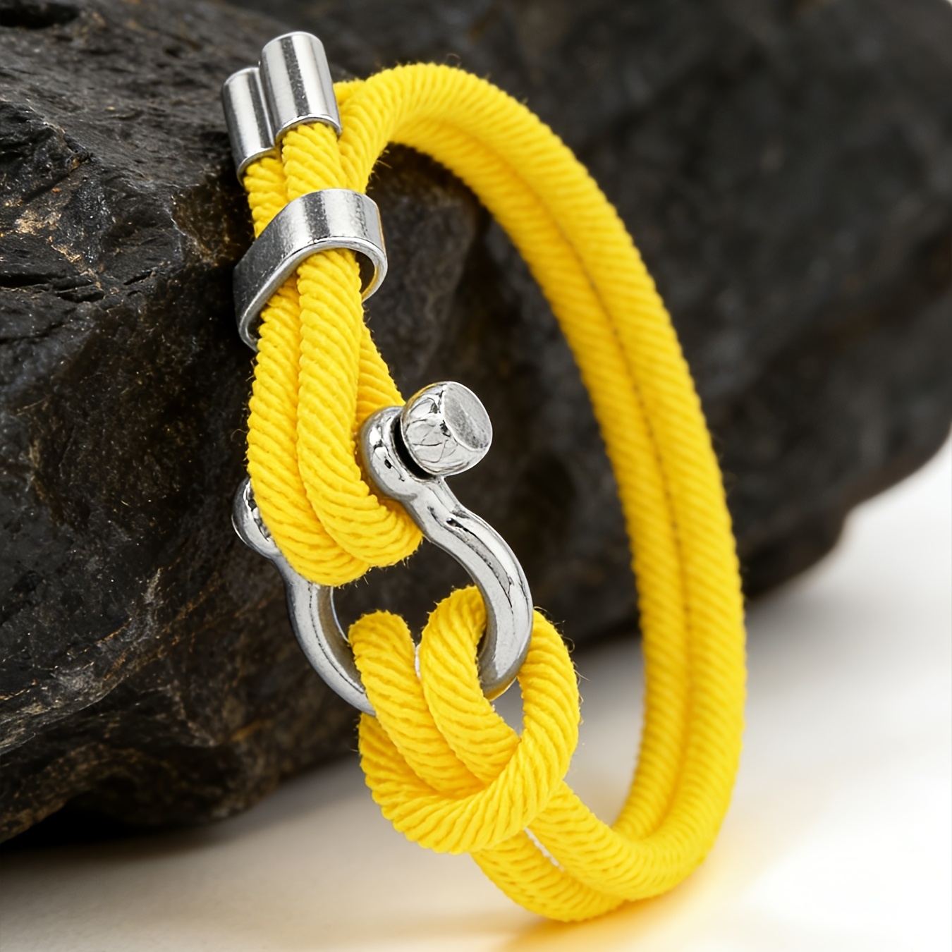 TEMU Bracelet en corde de nylon tressée pour hommes, avec boucle de fer à cheval et de verrouillage facile et style , adapté à un , durable et idéal