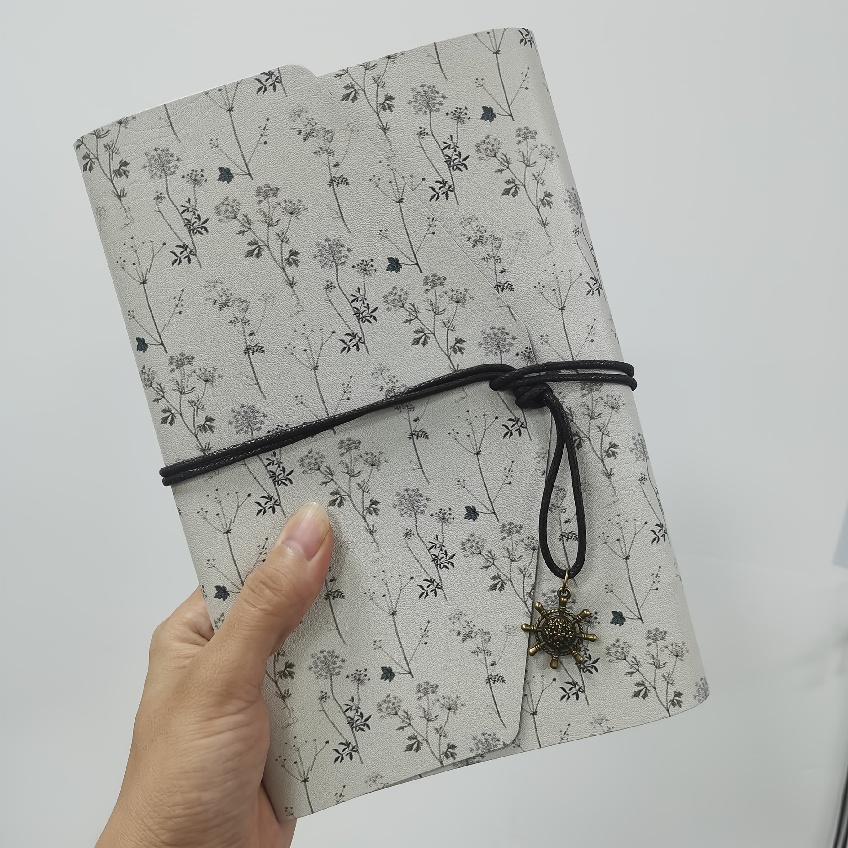 TEMU Álbum de fotos autoadhesivo A5 de 40 páginas con floral minimalista - Sorpresa de para ella