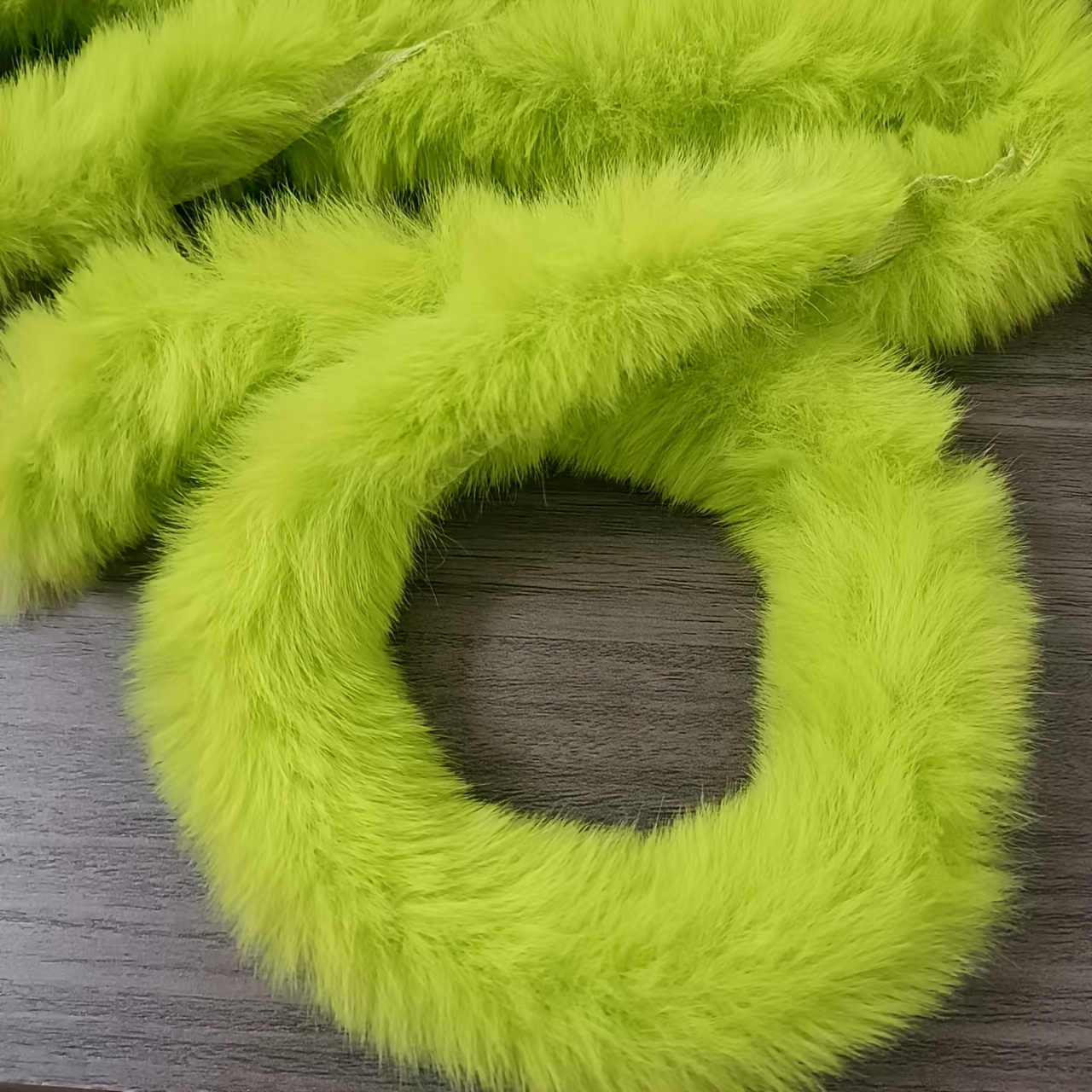 

1pc Green Artificial Plush Fur Trim, 100cm Soft And Smooth, , For Diy Hemming, Home Decor, Pet Accessories, And Crafts, Ideal For Valentine's Day Gifts