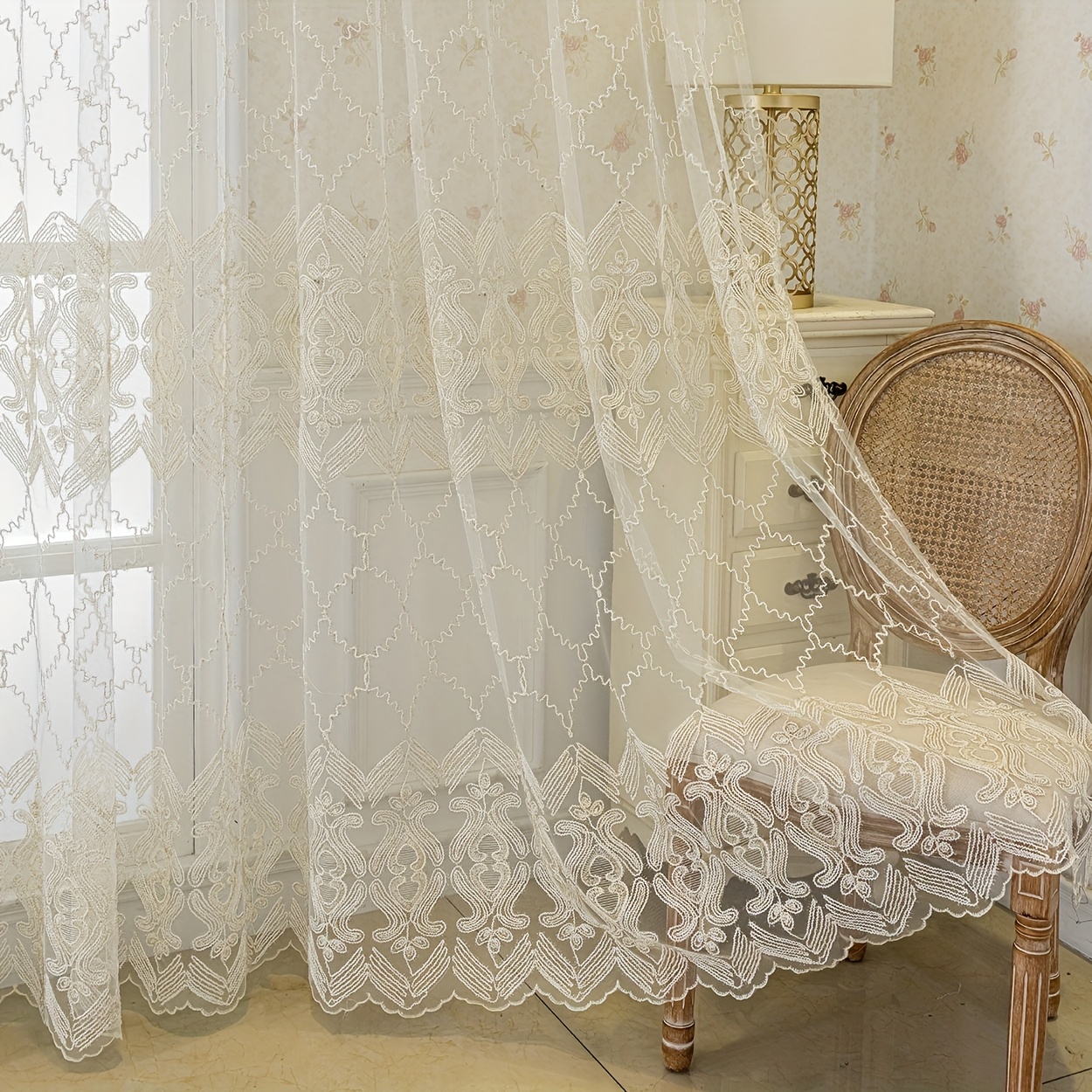 lace curtain - United Kingdom, image size:1250x1250