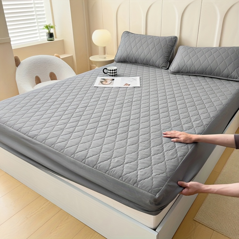4-Season High-Quality Soft Comfortable Waterproof Mattress Protector, Premium Solid Color Bedding Full Coverage Mattress Protector - Perfect for Bedroom and Hotel Rooms, Single and Double Beds Friendly Breathable Machine Washable