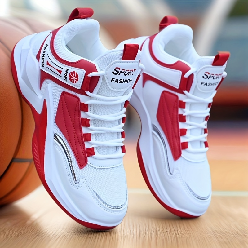 White mesh high-top sports shoes for men, casual athletic shoes for running, versatile and modern basketball sneakers