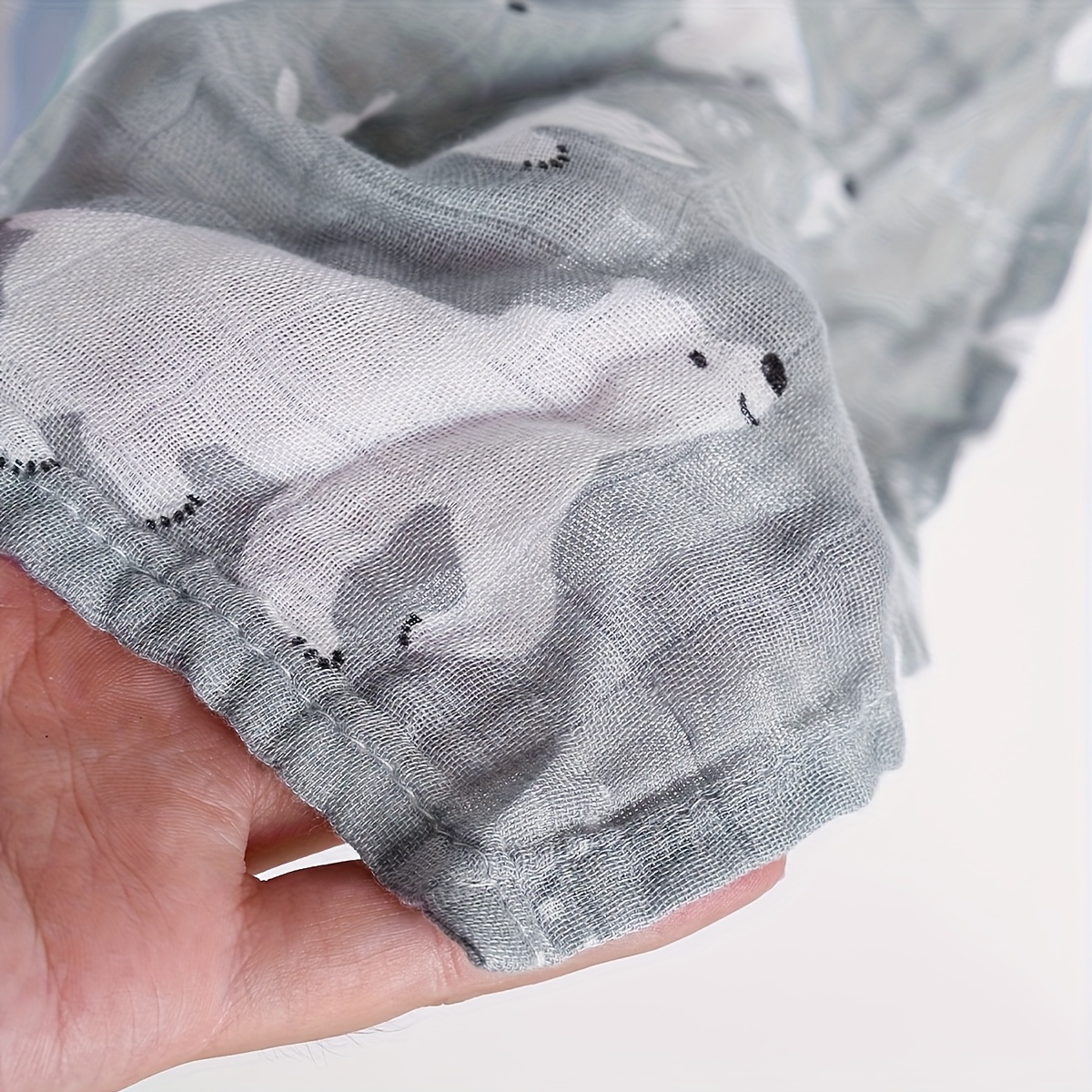 Happyflute Summer Bamboo Muslin Swaddle Blankets Set of 2