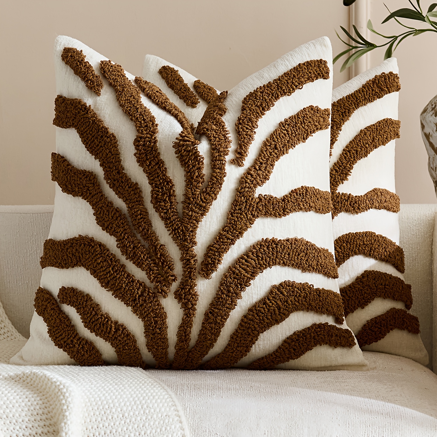 Set of 2 Tufted Pillowcases, Bohemian Style Decorative Cushion Covers, Suitable for Living Room, Bedroom, Sofa (Pillow Inserts Not Included)