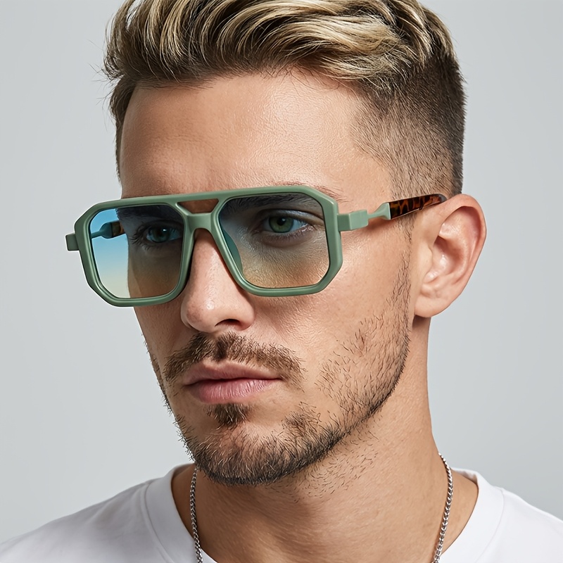 Unisex Square Frame Fashion Glasses - Golden Retro Style with Green Decorative Lenses, Lightweight Polycarbonate Design, Perfect Couple Style, Trendy Accessory, Vintage Design, Fashion Hinge, Must-Have for Individual Trendsetters