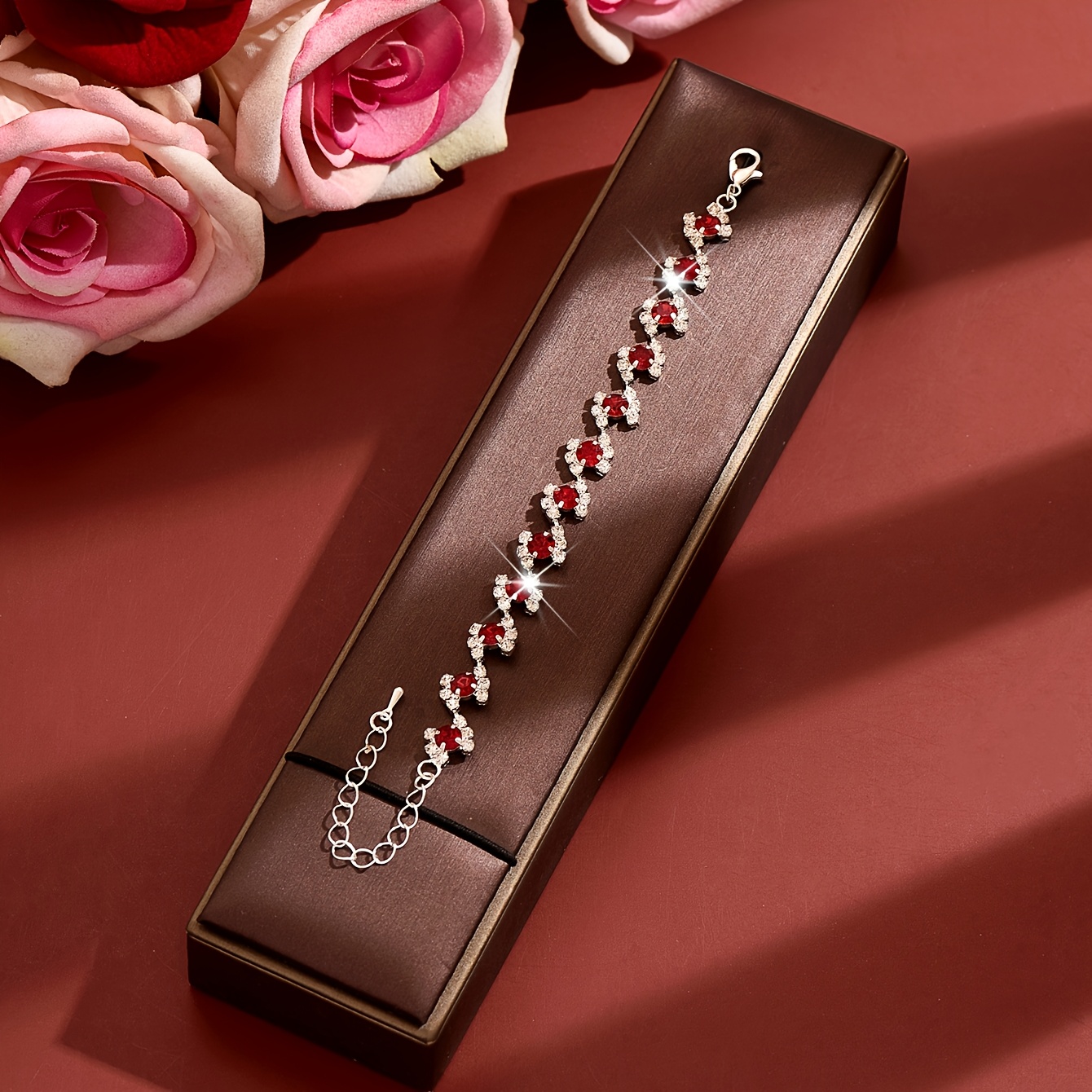 Elegant Wavy Bracelet, High-end Niche Design for Women