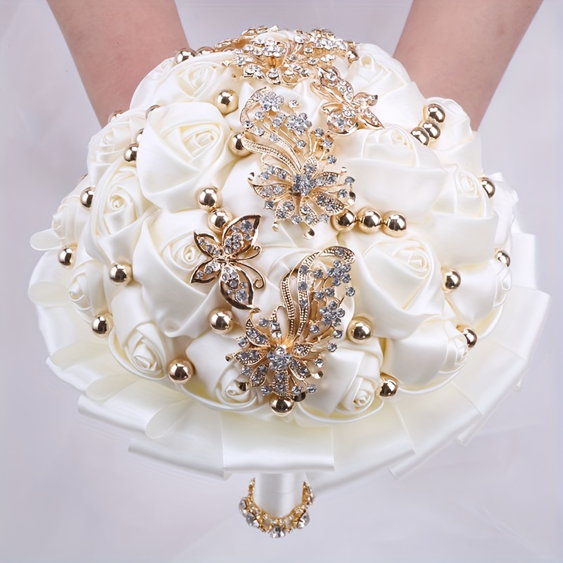   kuyov qizlar buketi boy qizil shokoladli güllar bilan kristal va marjon aksessuarlari bilan to'ldirilgan to'y to'plamlari tafsilotlari 29