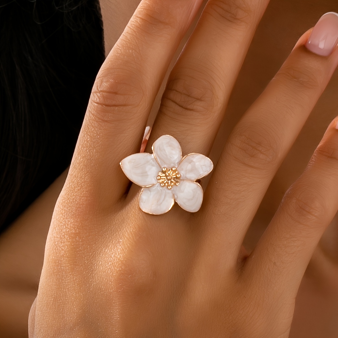 Flower Shape Open Adjustable Ring for Everyday and Banquet Wear