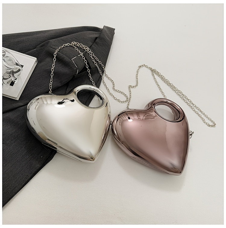 Women's handbag, evening bag. Fashionable evening, wedding, music festival, date, party makeup bag, mobile phone bag. Multi-purpose shiny heart-shaped mini handheld formal dress bag. Commuter chain shoulder bag. New spring and summer crossbody bag.