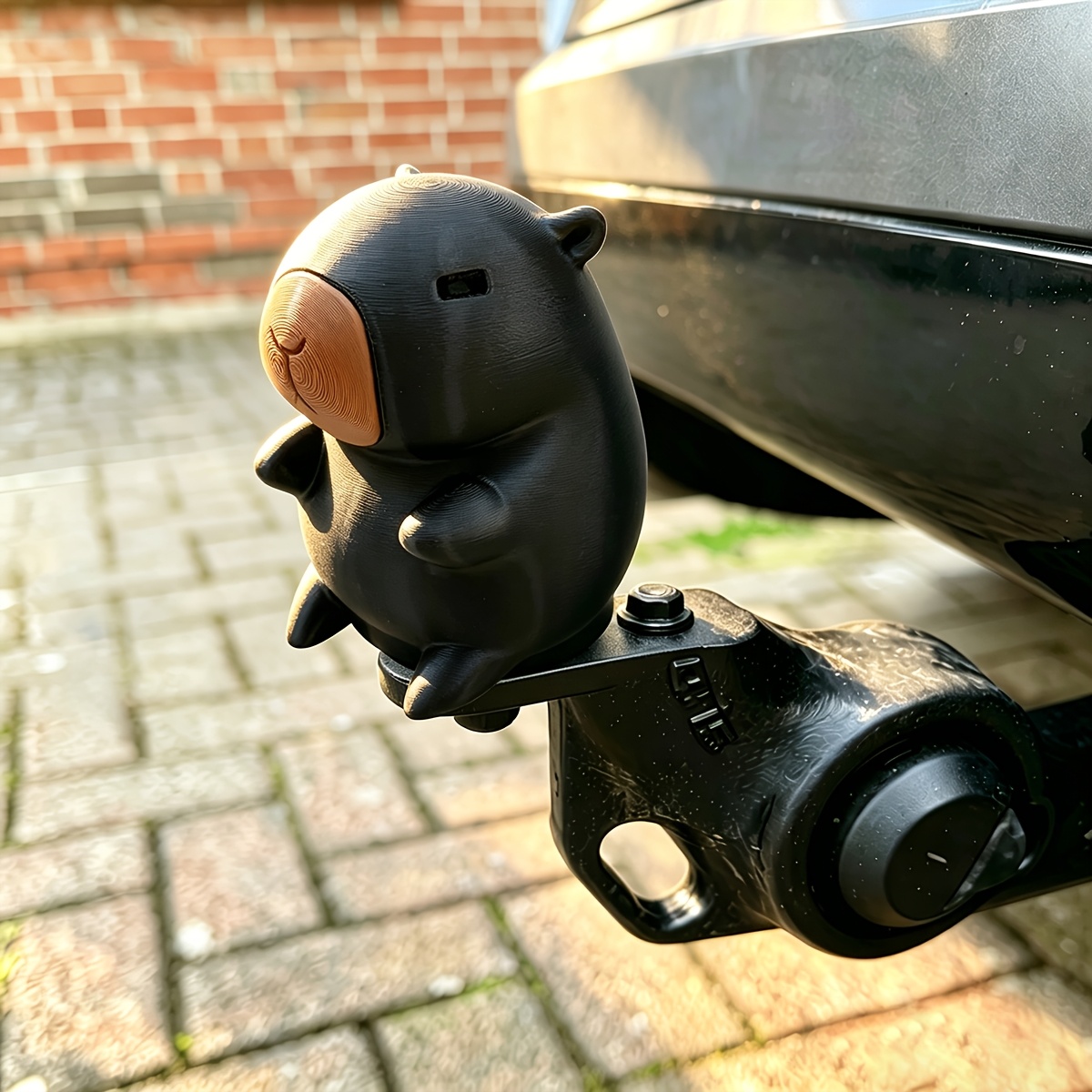 Image of Cute Chubby Capybara Trailer Hitch Ball Cover, Adorable Cartoon Animal Tow Ball Protector Fits 50mm / 1.97in Standard Trailer Balls, Funny Unique Truck Suv Rv Rear Decor Weatherproof Towing Cap