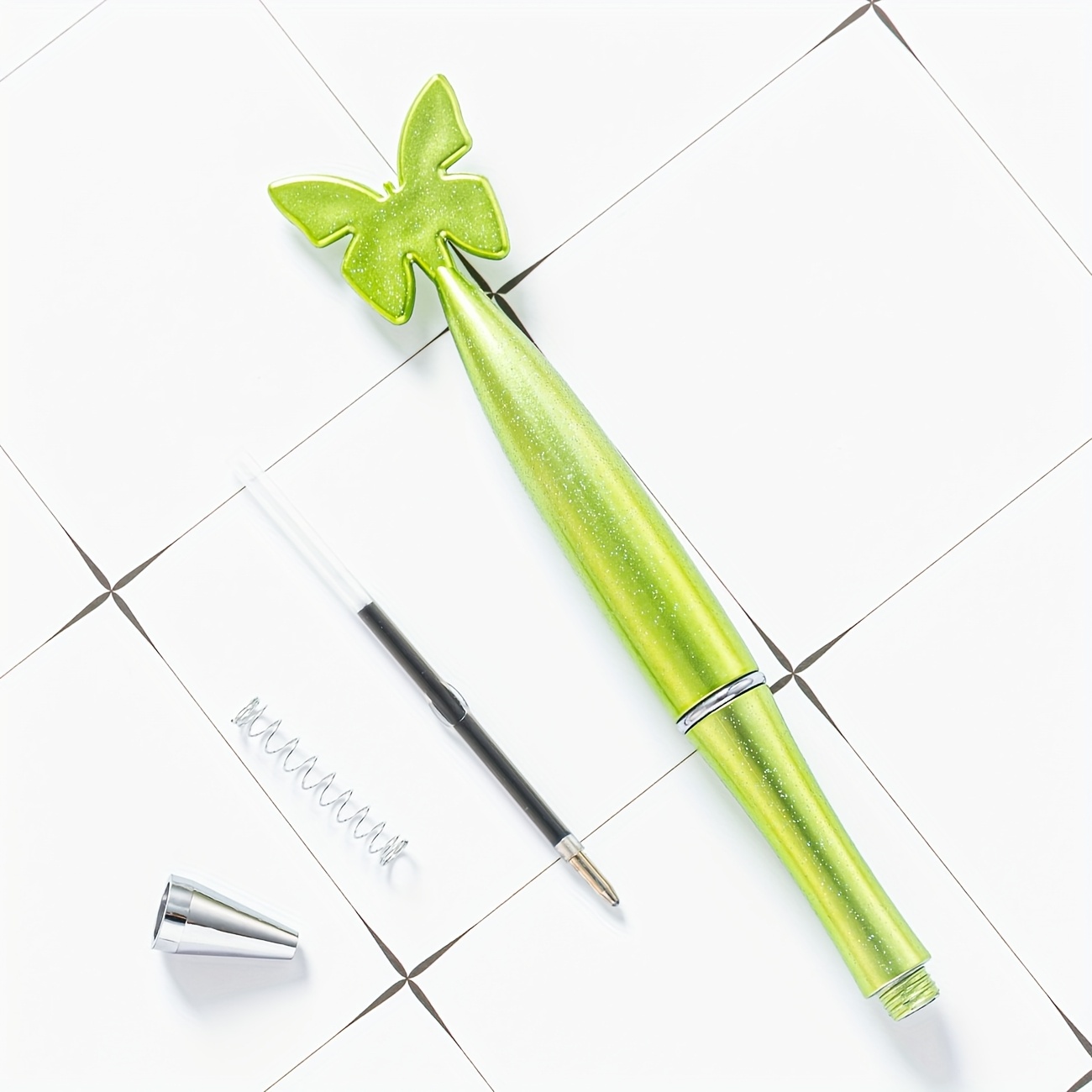 free custom logo 100pcs 200pcs 300pcs plastic cartoon rotating   pens gift promotional pens with printable logo Product details 1