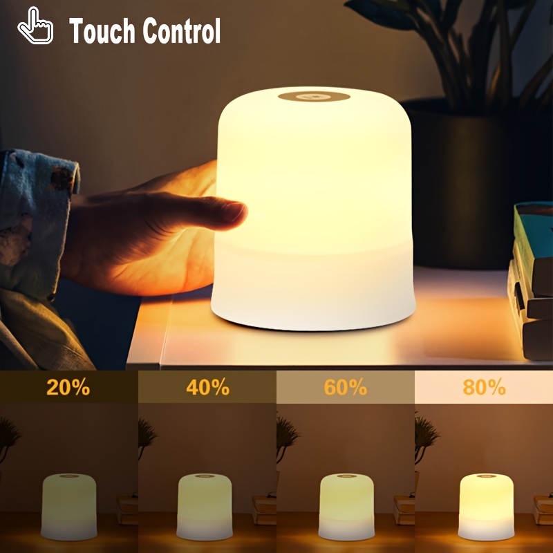 

Lumière de nuit LED tactile réglable AMill - Batterie au lithium rechargeable USB de 800mAh, lampe de chevet 3 couleurs ajustable avec abat-jour en plastique, éclairage ménager clignotement, ≤36V