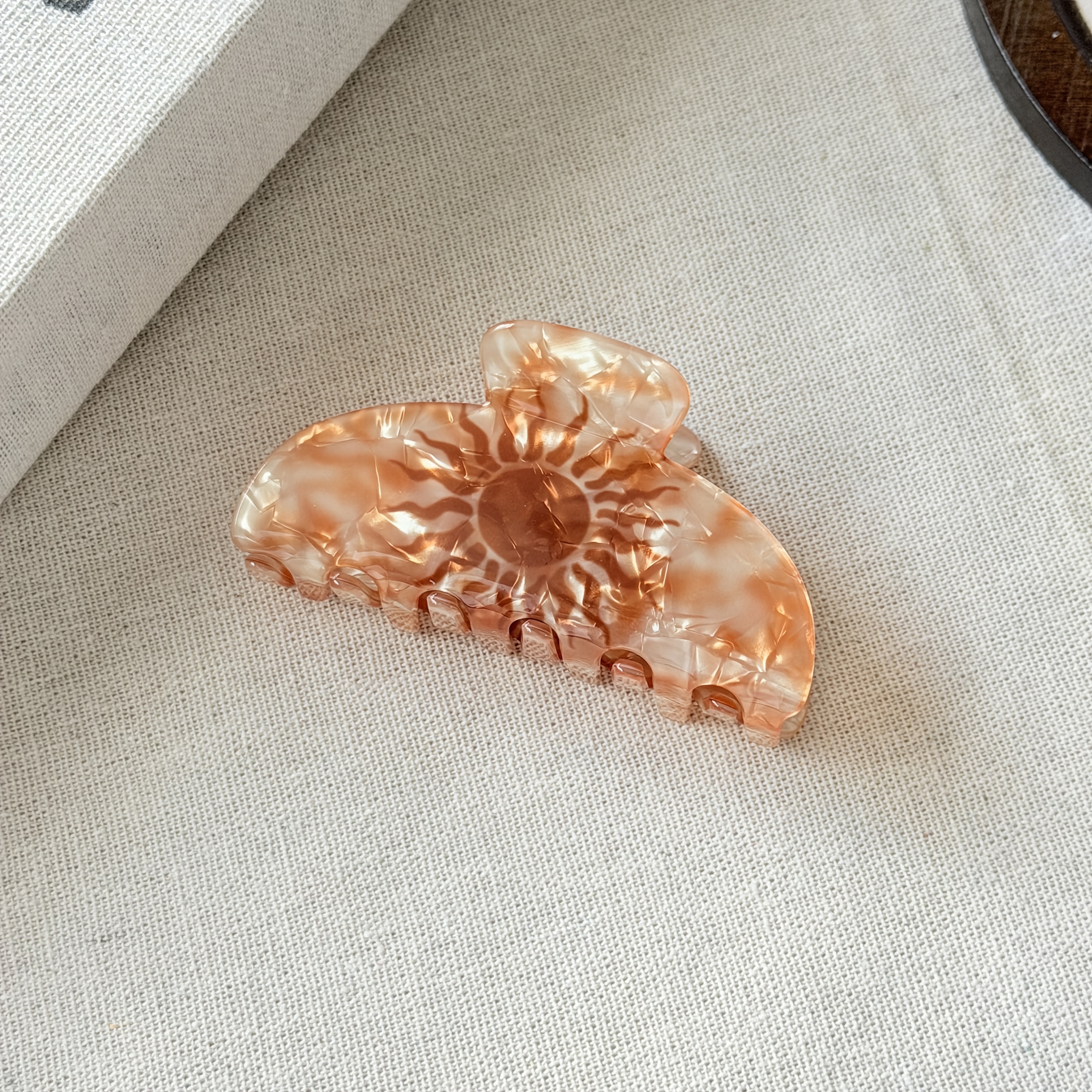 TEMU 1pc Vintage- Print Hair Clip, Autumn/winter Style Casual Versatile High-end Hair Clip, Spring/summer Women's Fashion Back-of-head Updo Elegant