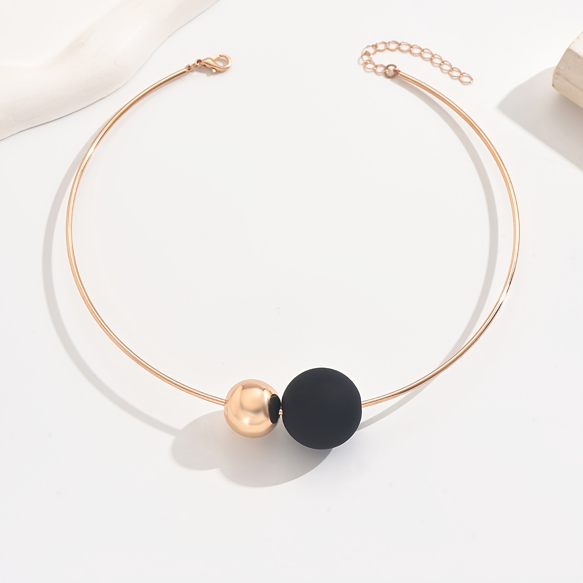 E-shop Modischer Minimalistischer Metall-Choker mit Asymmetrischem Design