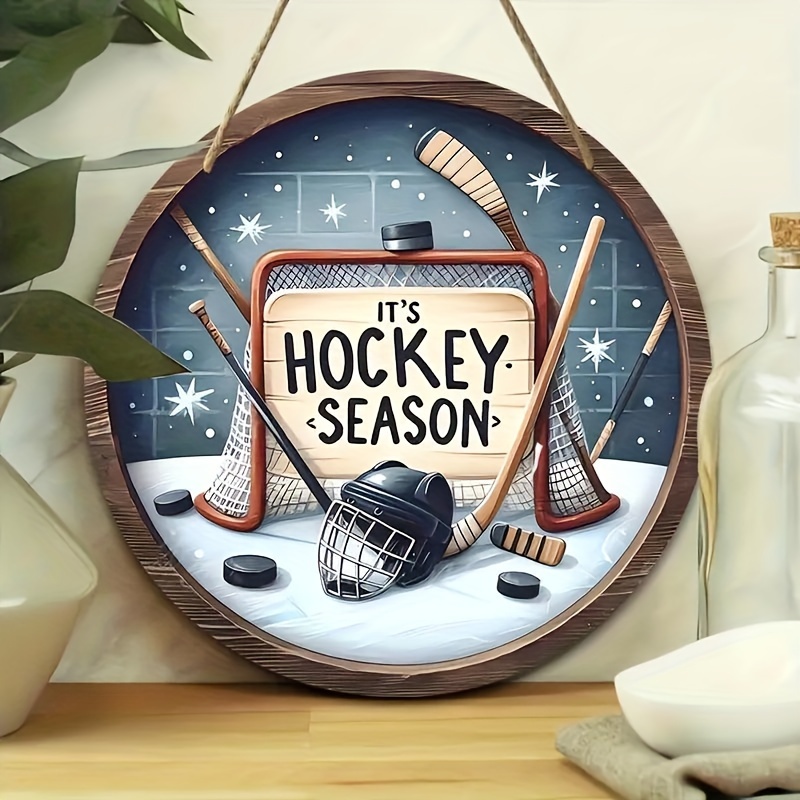 

1pc Art Deco Hockey Season Wall Decor Sign - 7.9" Round Manufactured Wood Hanging Ornament For Home, Man Cave, And Garage - No Feathers, Electricity-free, Artistic Indoor Accent